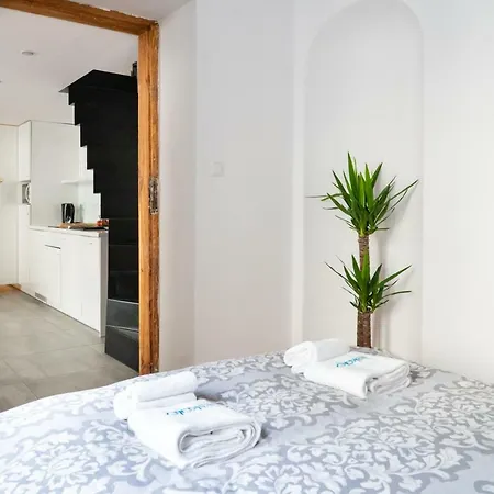 Intimate On The Old Town By Apart Service Apartment Krakow