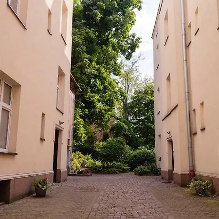 Intimate On The Old Town By Apart Service
